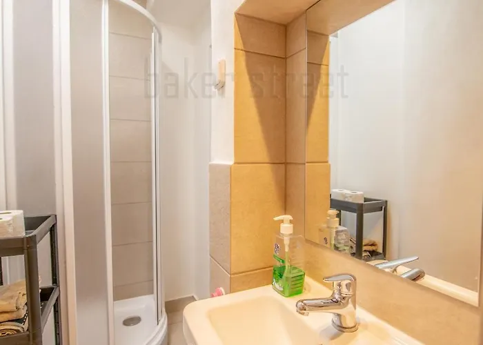 Cozy Close To Palmovka Appartement *